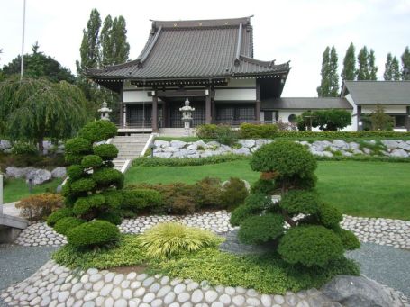 Düsseldorf-Niederkassel : Tempelgarten, Buddhistischer Tempel